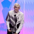 Video Game Streamer xQc Signs Non-Exclusive $100 Million Contract With Twitch Rival Kick